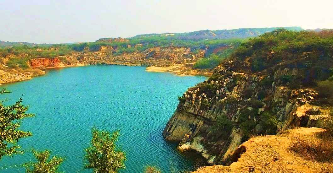 Neeli Jheel (Blue Lake)